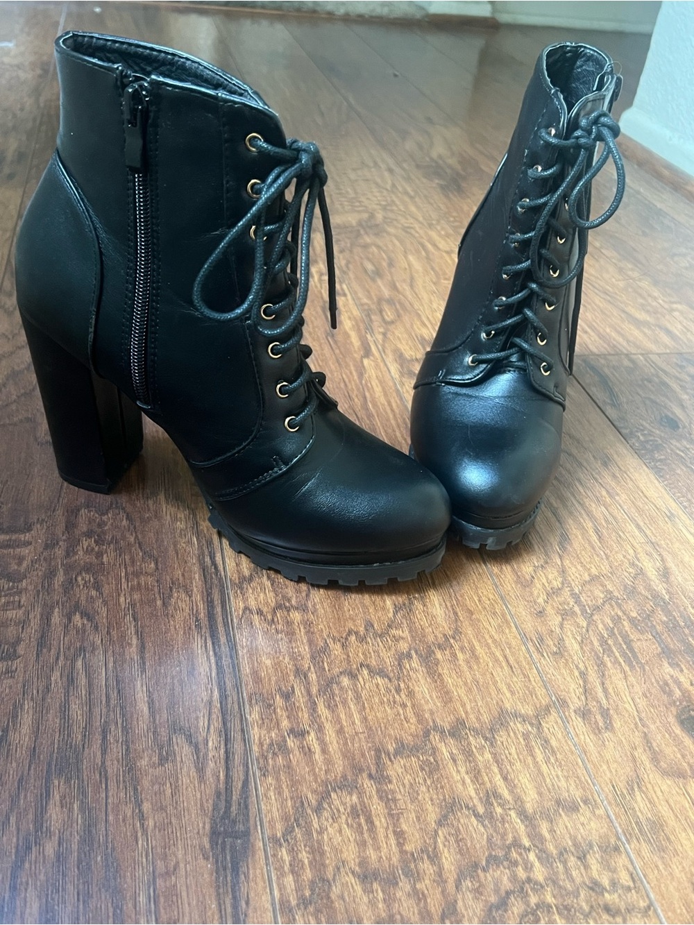 Windsor Black Lace-Up Platform Heel Ankle Boots